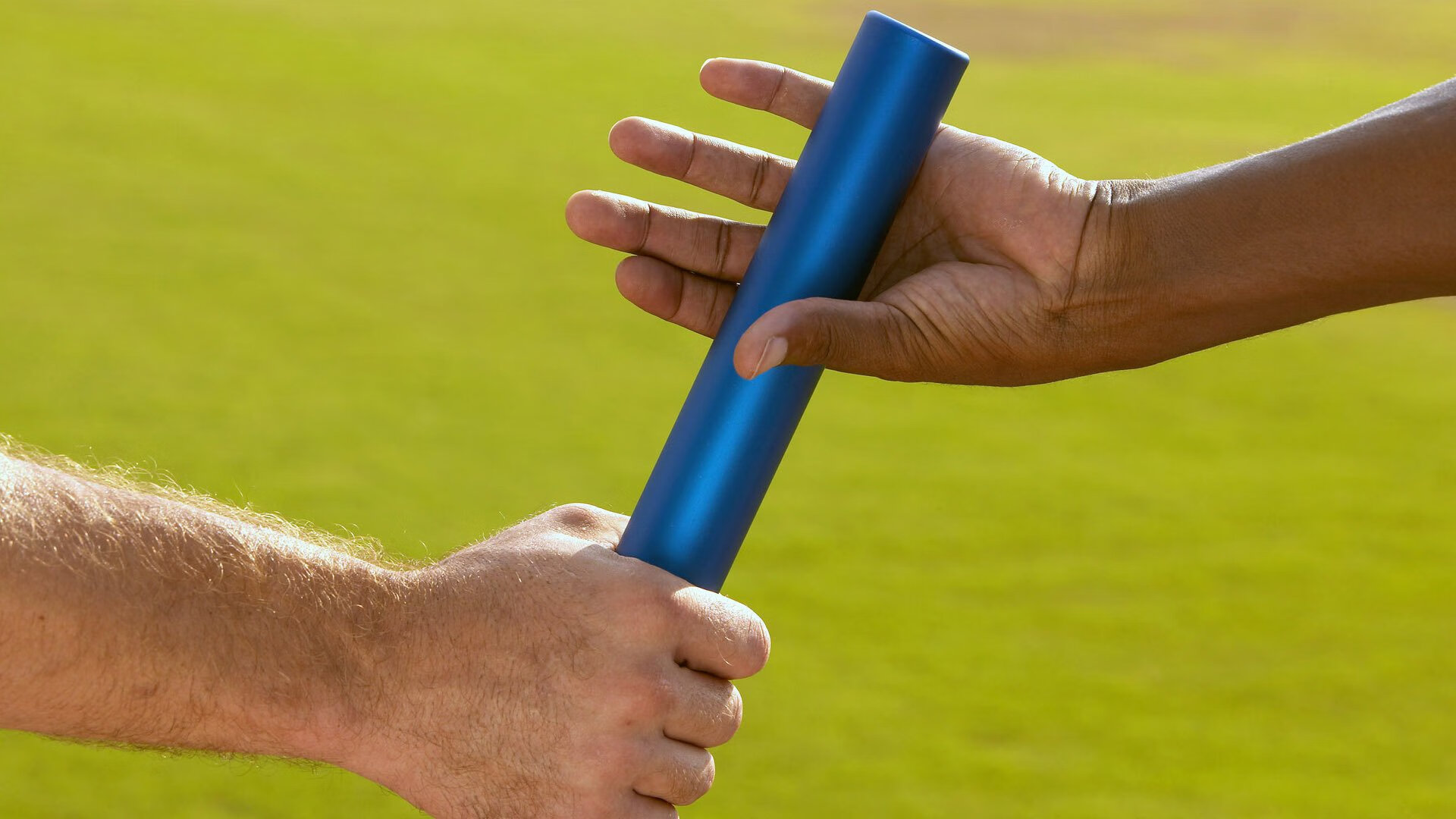 诸如足球短视频、直播带货等新兴盈利模式崛起,短视频足球类自媒体